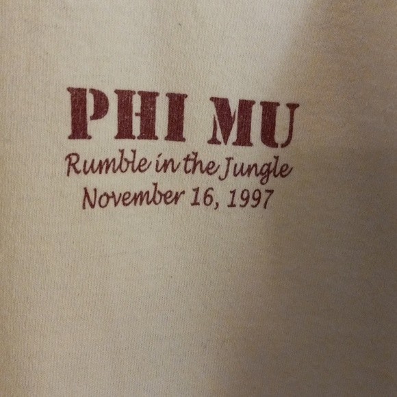 Phi Mu Mens Tshirt XL 1997 Busch Gardens Univ of FL Rumble in the Jungle Lion - Picture 3 of 10